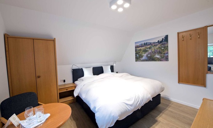 Amelinghausen Apartment | Kammer Vierzehn - Landhaus Amelinghausen - Ferienzimmer