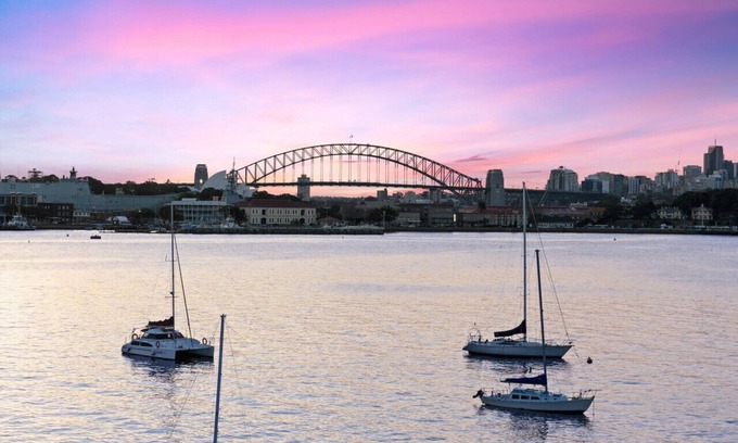 Darling Point House | Kanangra - A Superb House on Sydney Harbour