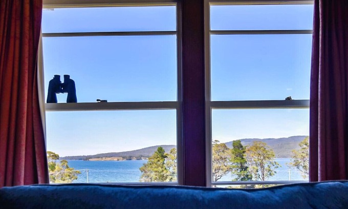 Dover House | kanangra - Aboriginal for beautiful view