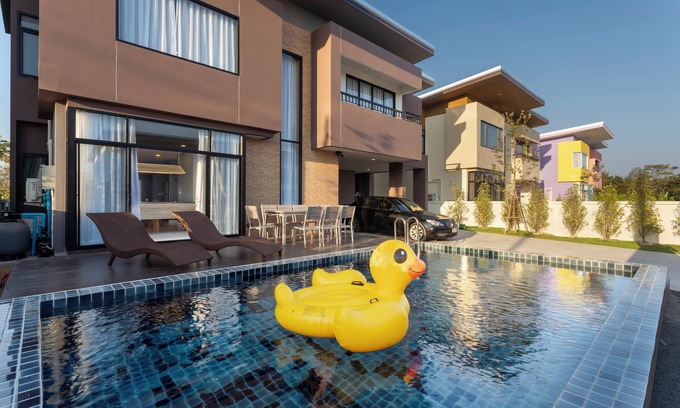 San Phranet Villa | Kanna Brickhouse Pool Villa