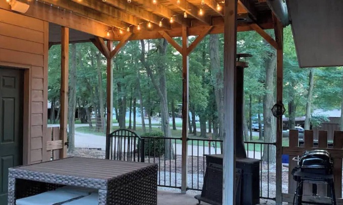 Ellsworth County House | Kanopolis Lake Fishing, Boating, Hiking, Hunting, Horseback Riding