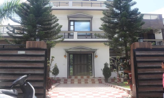 Bullawala House | Kapoor Villa Guesthouse