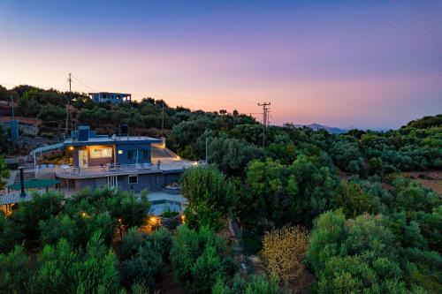 Katochori House | Karel house