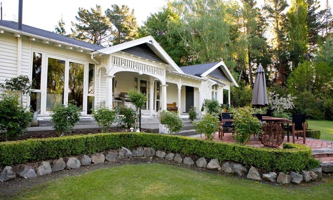 Broomfield House | Karetu Downs Farm Stay