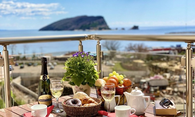 Budva Apartment | Karina Apartment in Budva is close to the beach and has the Sea View balcony.