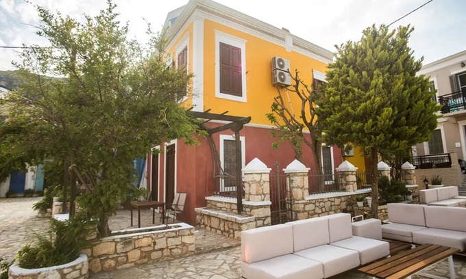 Megisti Apartment | Karnayo Traditional Houses