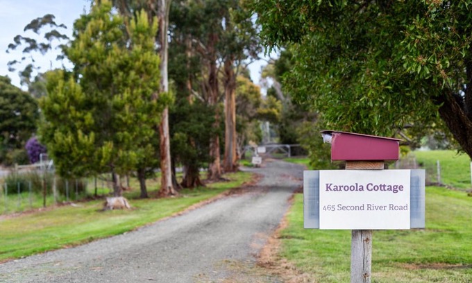 Karoola Villa | Karoola Cottage Self Contained