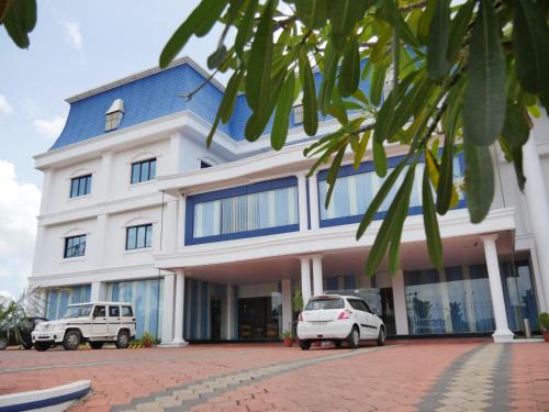 Nedumangad Hotel | KARTHIKA RESIDENCY