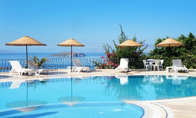 Gumusluk Apartment | Karya apartment Gumusluk Bodrum with seaview and communal site pool.