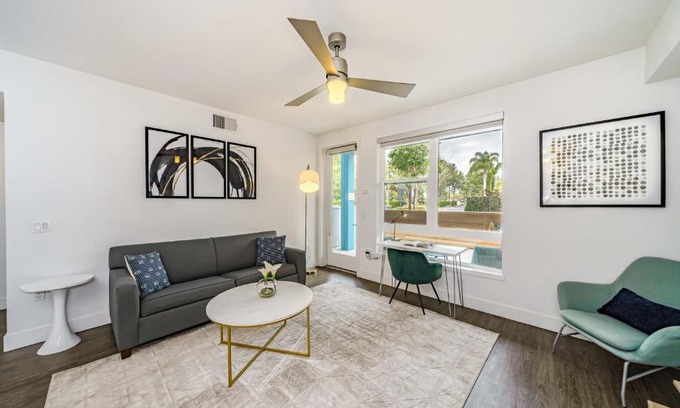 Anaheim Resort Apartment | Kasa Anaheim Orange County