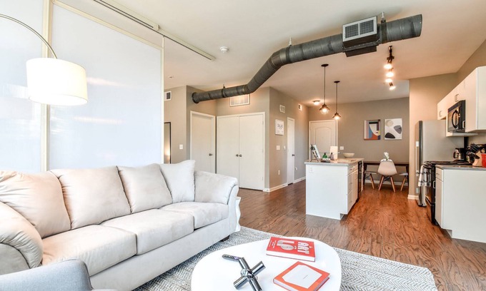 Legacy Park Apartment | Kasa | Bright & Airy Studio + Laptop Friendly | Plano