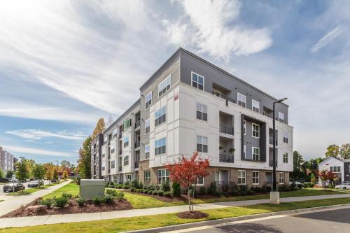 Charlotte Hotel | Kasa FreeMoreWest Charlotte