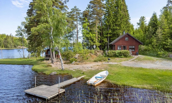 Fargelanda House | Kasen Sjökanten by Interhome