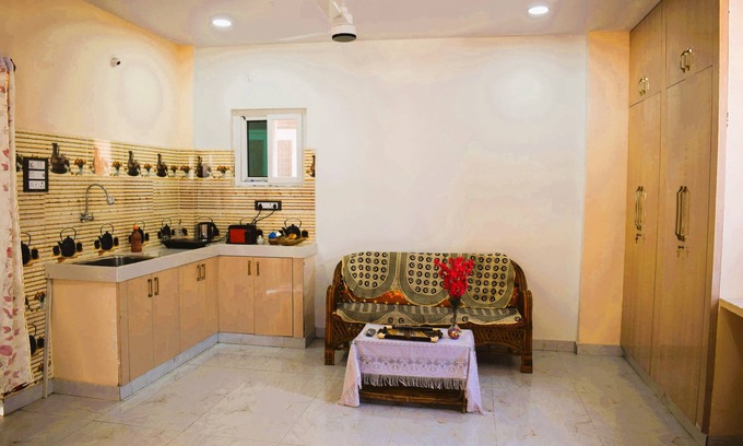 Hyderabad Apartment | KASOTIYA MANSION HOMESTAY