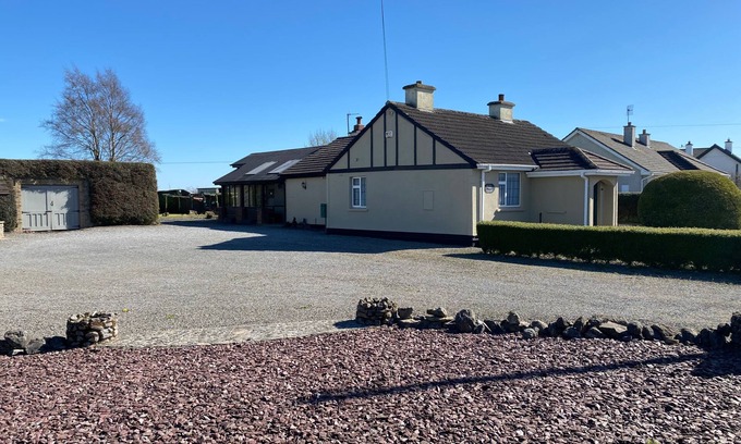 Daingean House | Kates Irish holiday home Killaderry Daingean