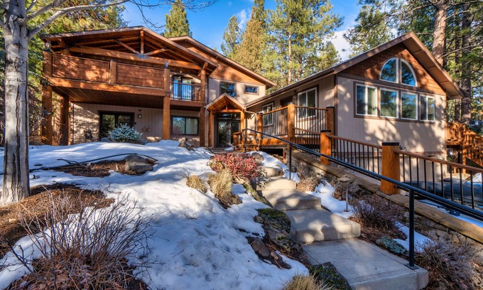 Broken Top House | Kathy's Westside Perch