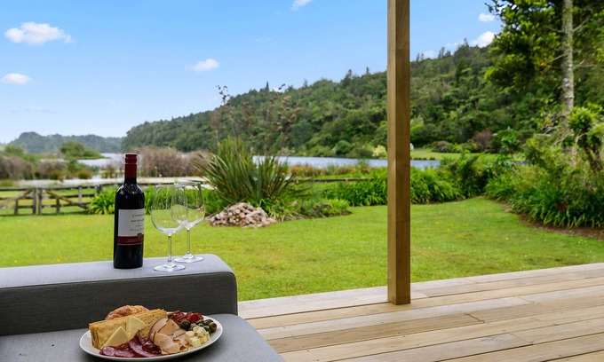 Rotoma House | KAURI COTTAGE - LAKE ROTOEHU HOLIDAY HOME in Lake Rotoehu