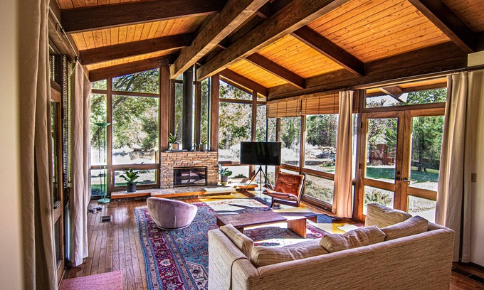 Three Rivers House | Kaweah River House ~ Private River Access
