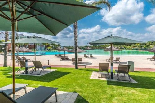 Tshwane Apartment | Kayalako at The Blyde - Blue Crystal Lagoon