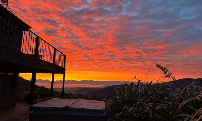 Kairuru House | Kea Ridge King Ensuite Room