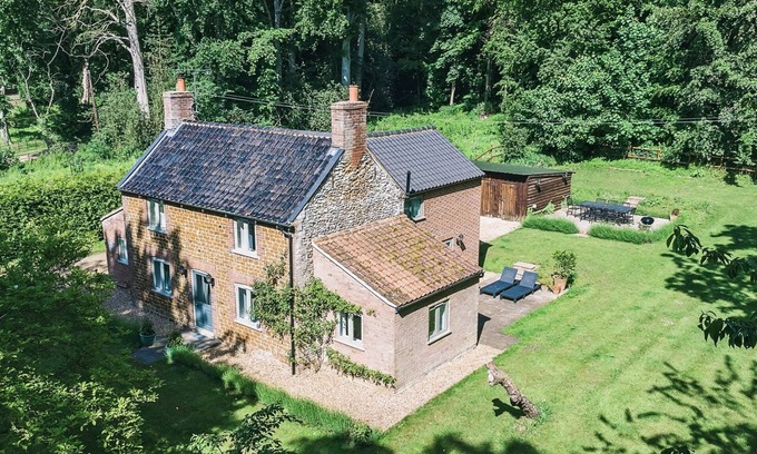 Ringstead Cottage | Keepers Cottage (F), Fring, Norfolk
