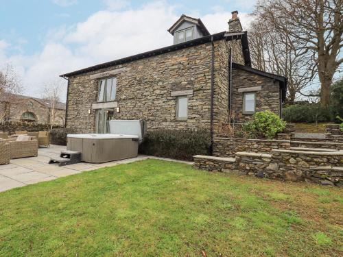 Penny Bridge House | Keepers Cottage