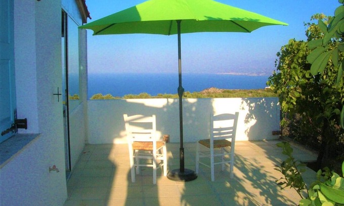 Kefalas House | Kefalas nr Almyrida sea View Cottage