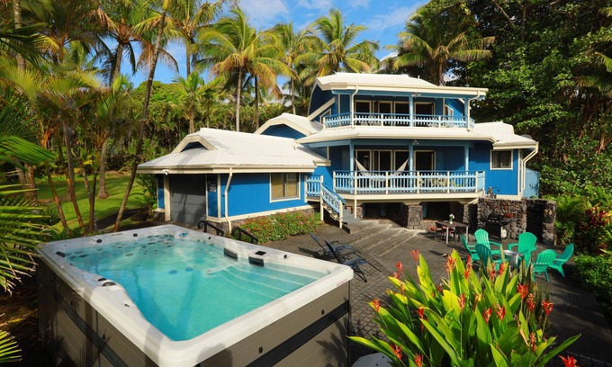 Kehena Beach Estates House | Kehena black sand beach house - ocean view - swim spa