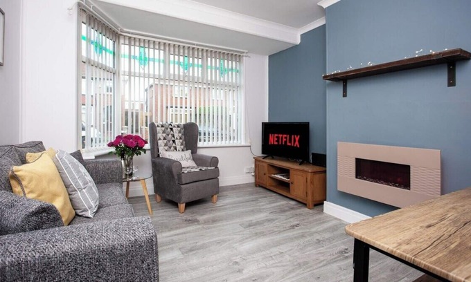 Stockton-on-Tees House | Keithlands House Norton | 4 Doubles Horizon Stays