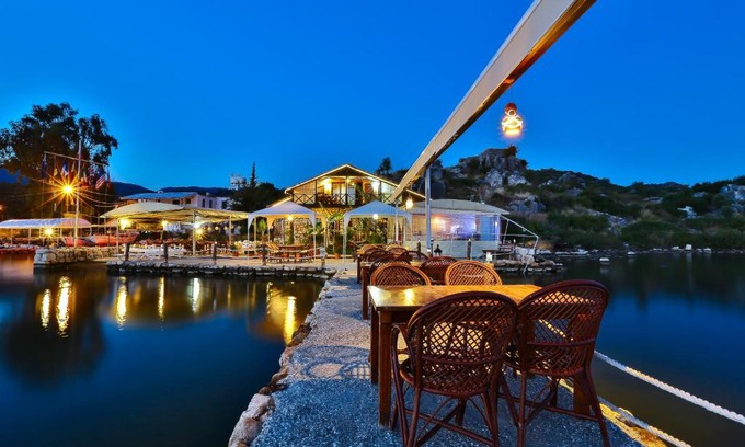 Kaleucagiz House | Kekova Theimussa