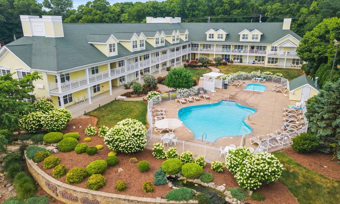 Kelleys Island Hotel | Kelleys Island Venture Resort