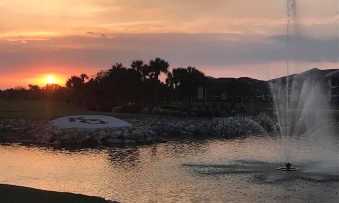 Iona Condo | Kelly Greens Golf & Country Club! 1st Floor Renovated