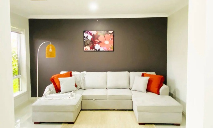 Kellyville House | Kellyville 5Br-Closed to Shops, Parks and School