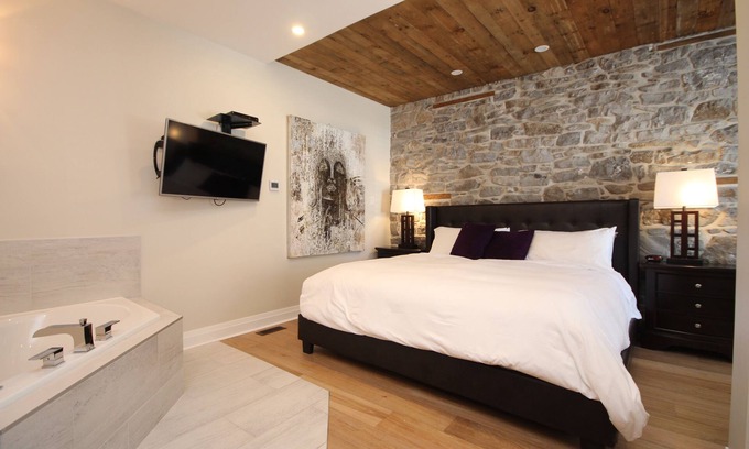 Kemptville Hotel | Kemptville Suites