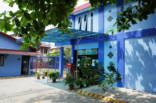 Pekanbaru House | Kenari Residence