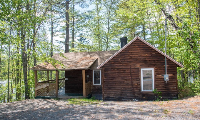 The Forks Cabin | Kennebec Riverside Cabins