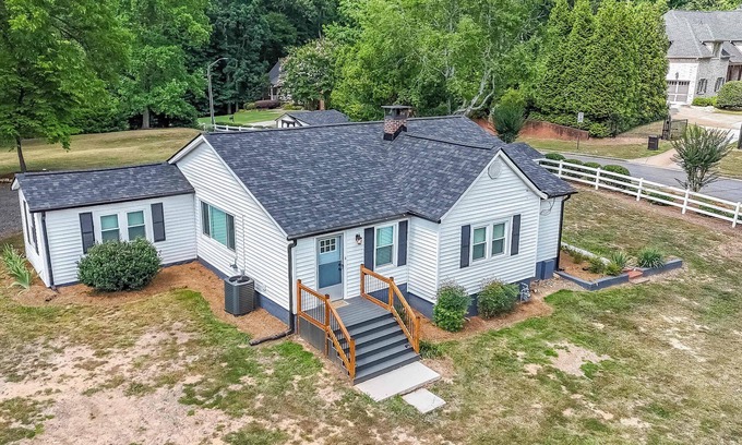 Marietta House | Kennesaw Cottage – Quiet Retreat