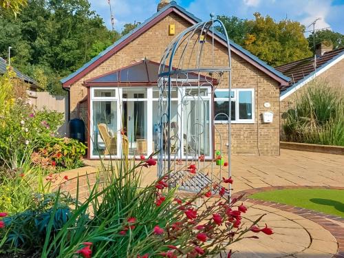 Calcot House | Kennet Valley View