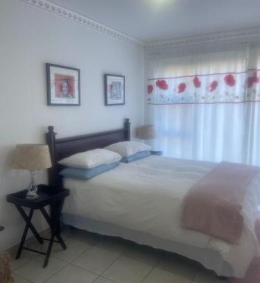 Nahoon House | kennington lodge