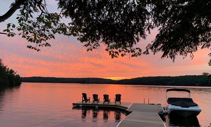 Dysart et al Cottage | Kennisis Lake Beauty - Great Location / Waterfront / Cottage - Family Friendly