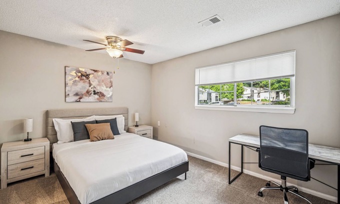 Decatur Apartment | Kenridge Apartments 1705 I 2 Bed 2 Bath