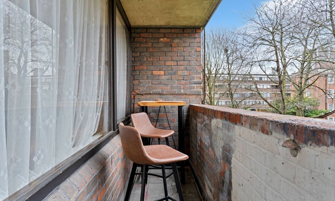 Notting Dale Apartment | Kensington 3 Bedroom Flat Close2subway