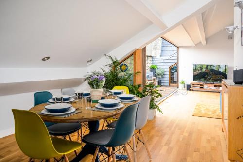 Bath Apartment | Kensington Heights