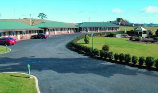 Sheffield Hotel | Kentish Hills Retreat