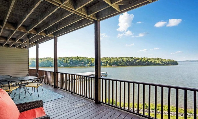Almo Condo | Kentucky Lakefront Condo with Spectacular View ~ 2 Bedroom, 1 Bath ~ Covered Deck