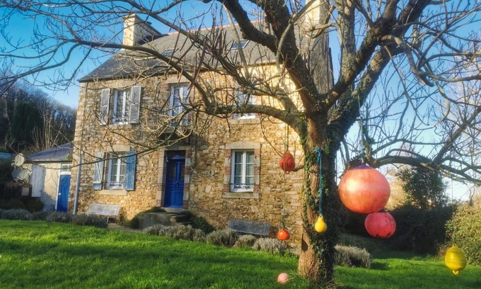 Saint-Jean-du-Doigt House | Ker Yaël – Maison familiale avec grand jardin à 5min de la plage Saint Jean du doigt