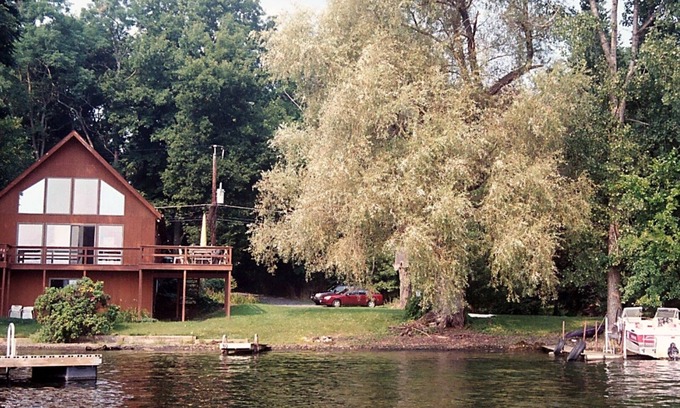 Town of Jerusalem Cottage | Keuka Lake! Vacationing at its best On 120 Feet Of Private Level Lakefront.