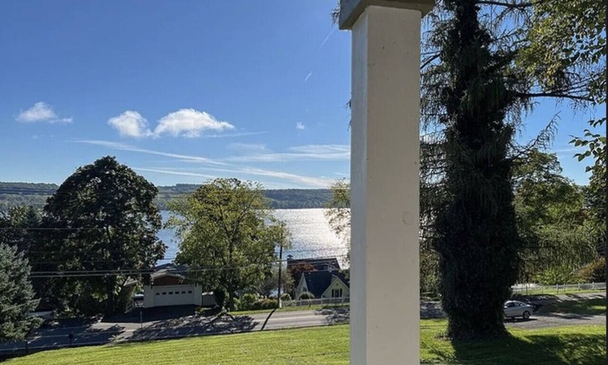 Penn Yan House | Keuka Lake View Victorian
