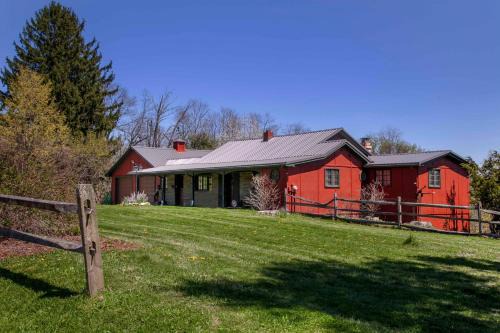Hammondsport House | Keuka Sunrise