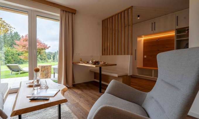 Latschach Apartment | Keuschengut - Natur Garten Suite Weißtanne